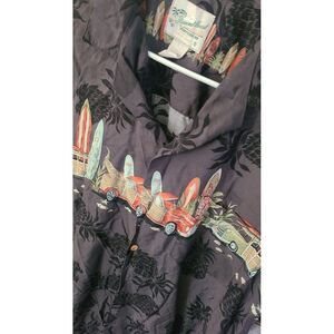 Diamond Head Sportwear Hawaiian Shirt Woody Surf Gray Black Pineapple Men's‎ Lrg